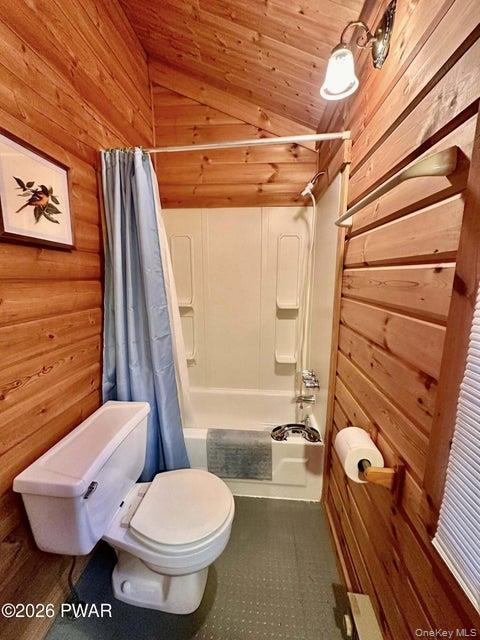 Single Family Canterbrook  Out Of Area, NY 18428, MLS-973419-17