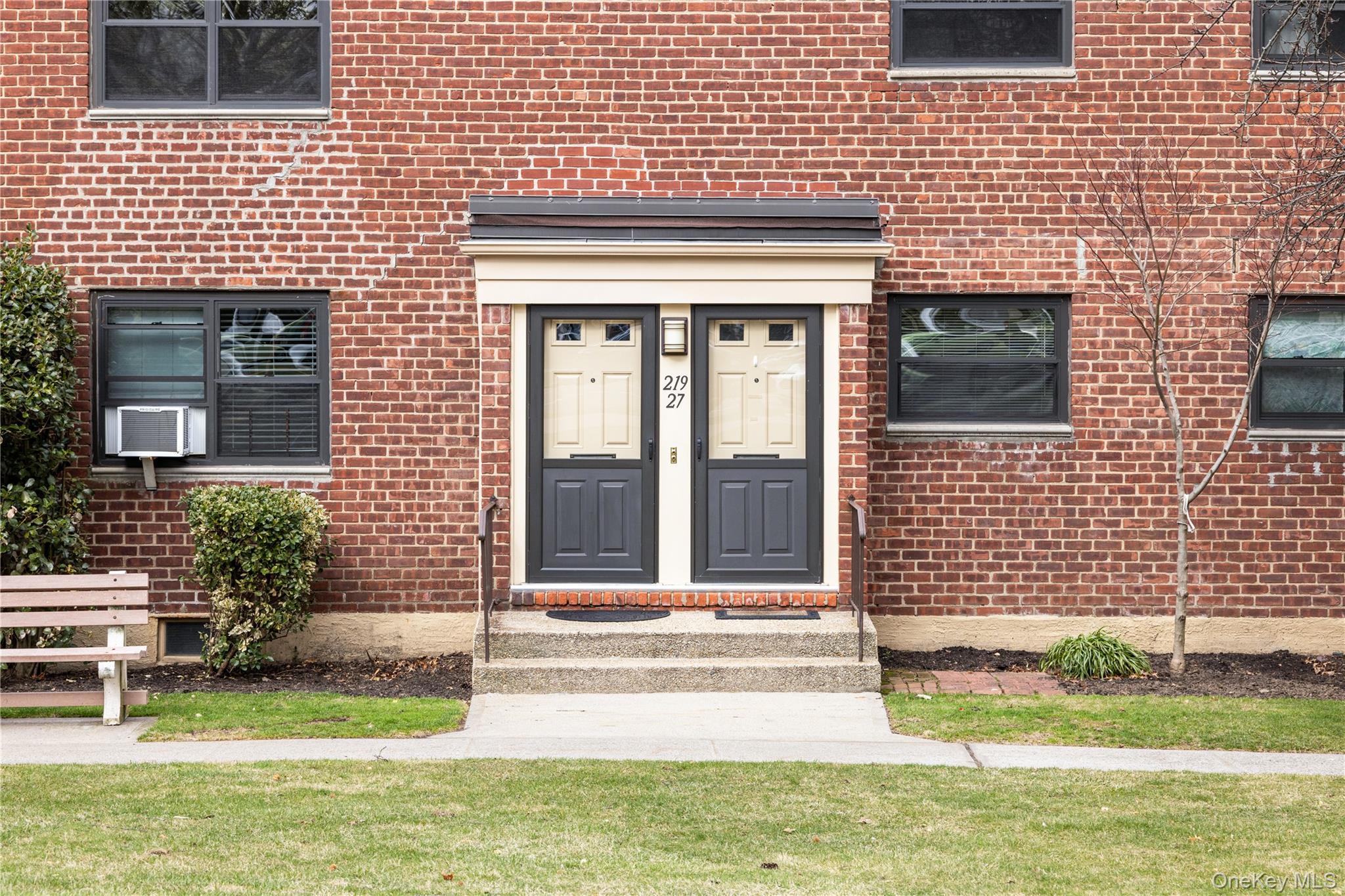 Coop 75th  Queens, NY 11364, MLS-973423-3