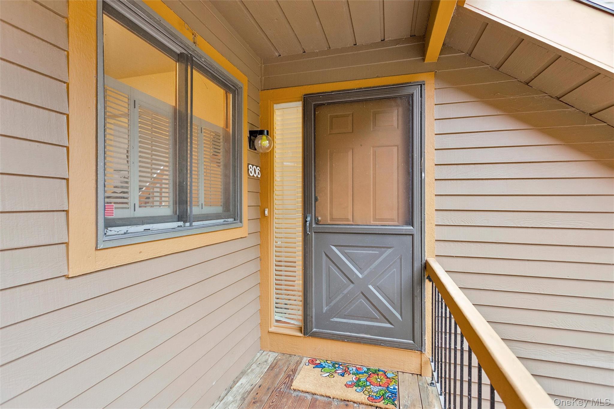 Condo Eagle Bay Westchester County, NY 10562, MLS-973428-2