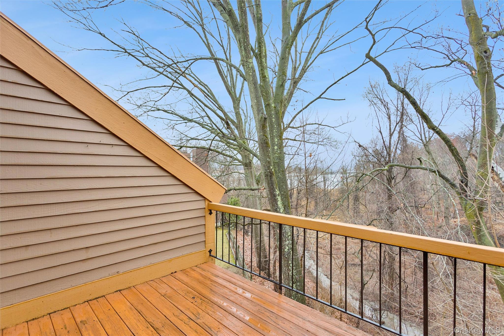 Condo Eagle Bay Westchester County, NY 10562, MLS-973428-21