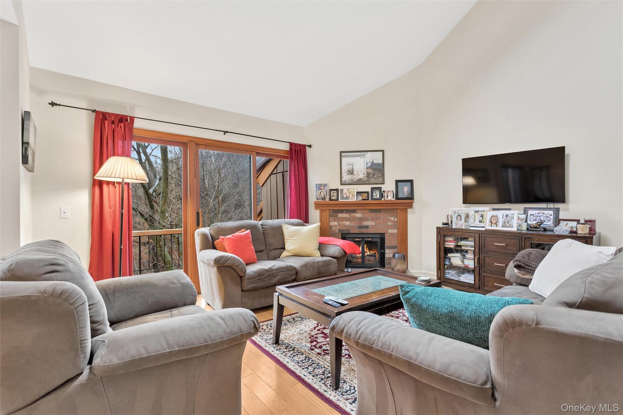 Condo Eagle Bay Westchester County, NY 10562, MLS-973428-4