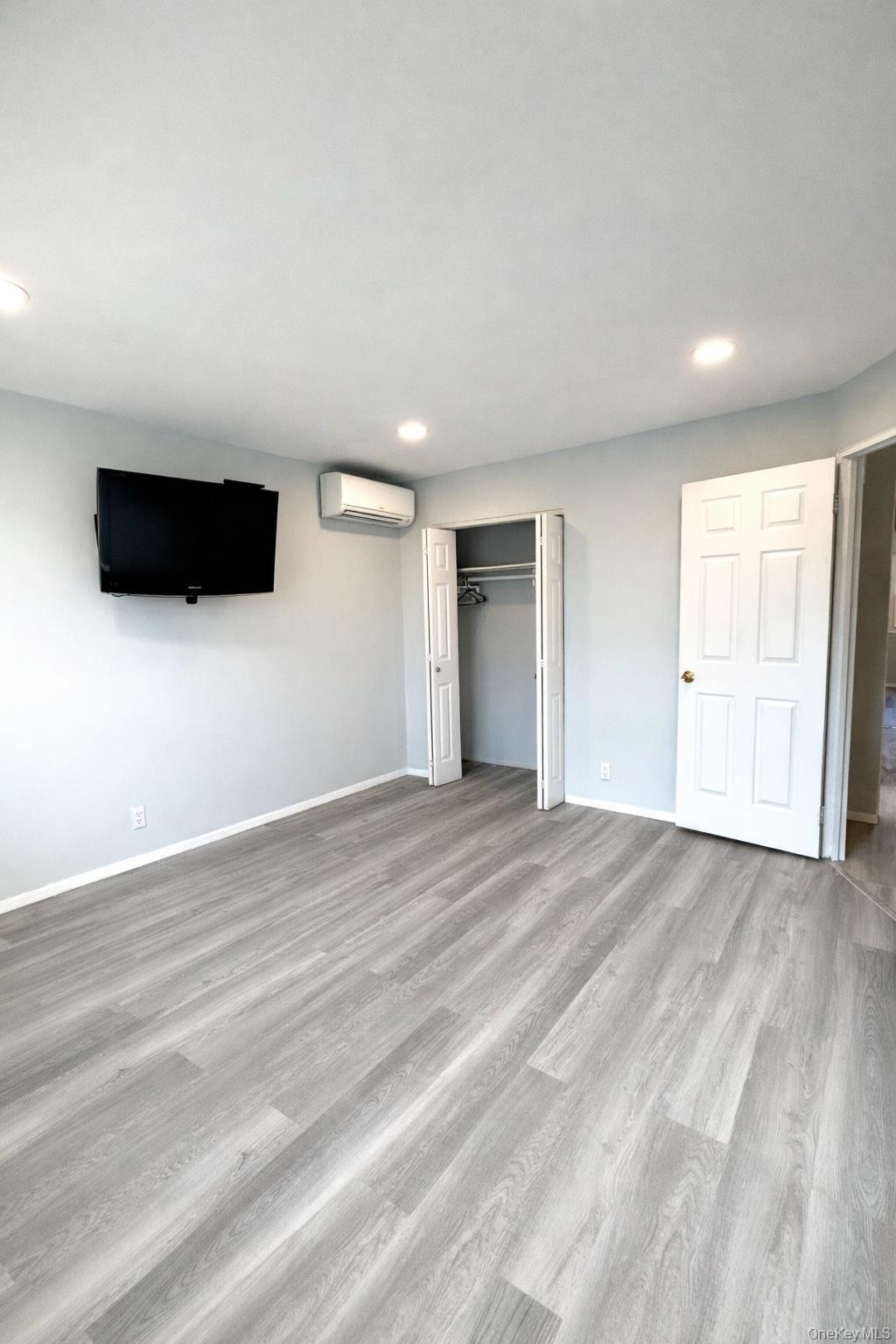 Single Family Paerdegat 1st  Brooklyn, NY 11236, MLS-973441-21