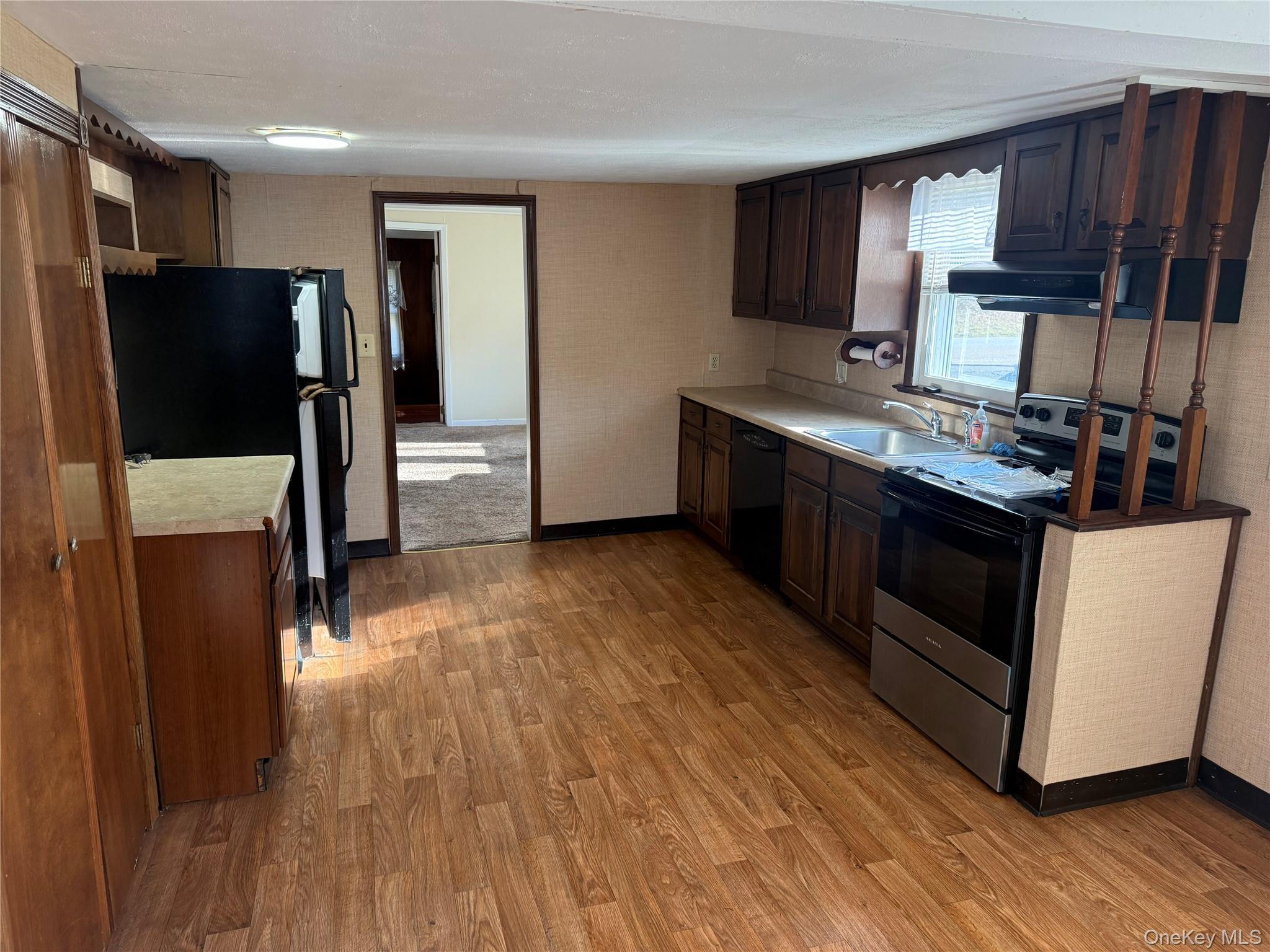 Single Family Drury  Orange County, NY 12549, MLS-973454-7