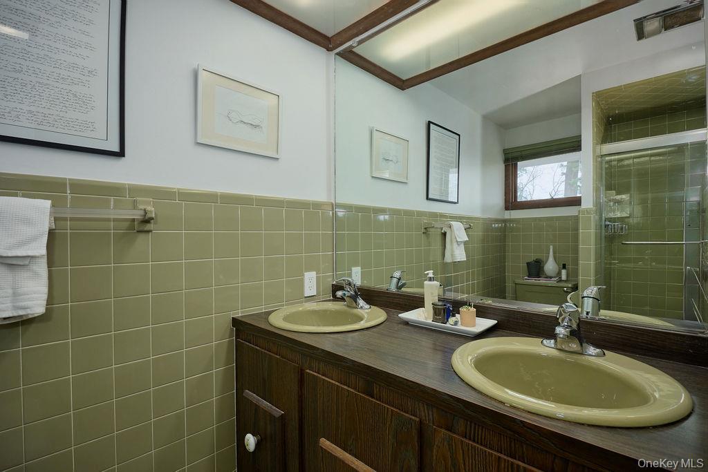 Single Family Thornwood  Dutchess County, NY 12603, MLS-973463-37