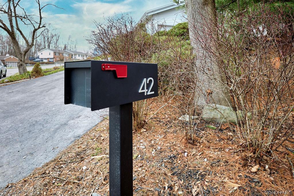 Single Family Thornwood  Dutchess County, NY 12603, MLS-973463-47