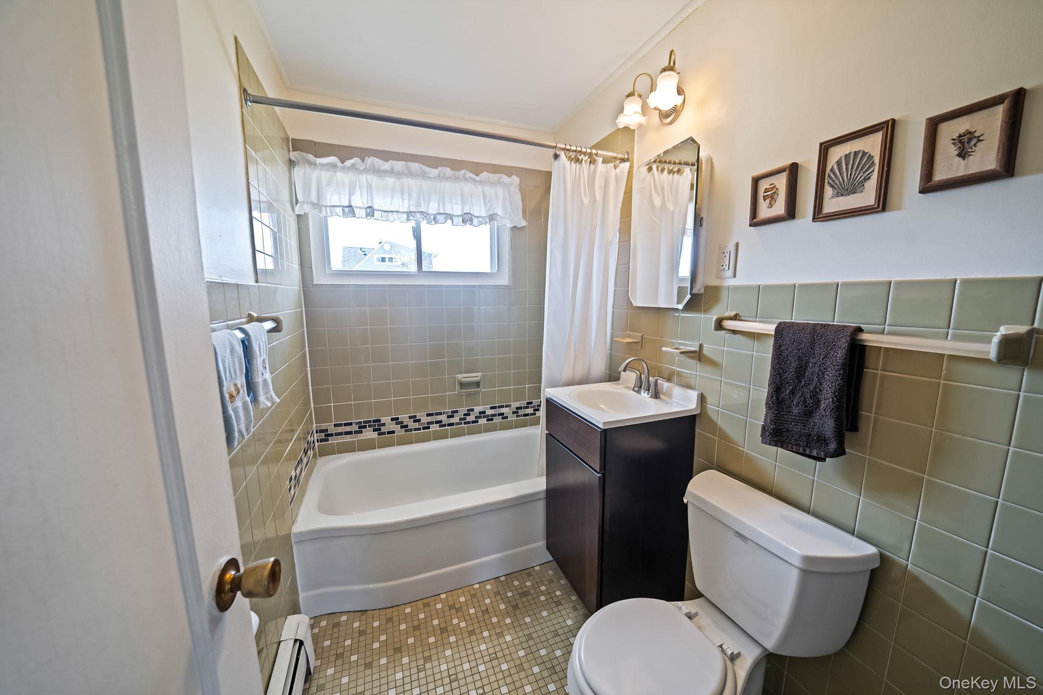 Single Family Woodpecker  Nassau County, NY 11756, MLS-973472-14
