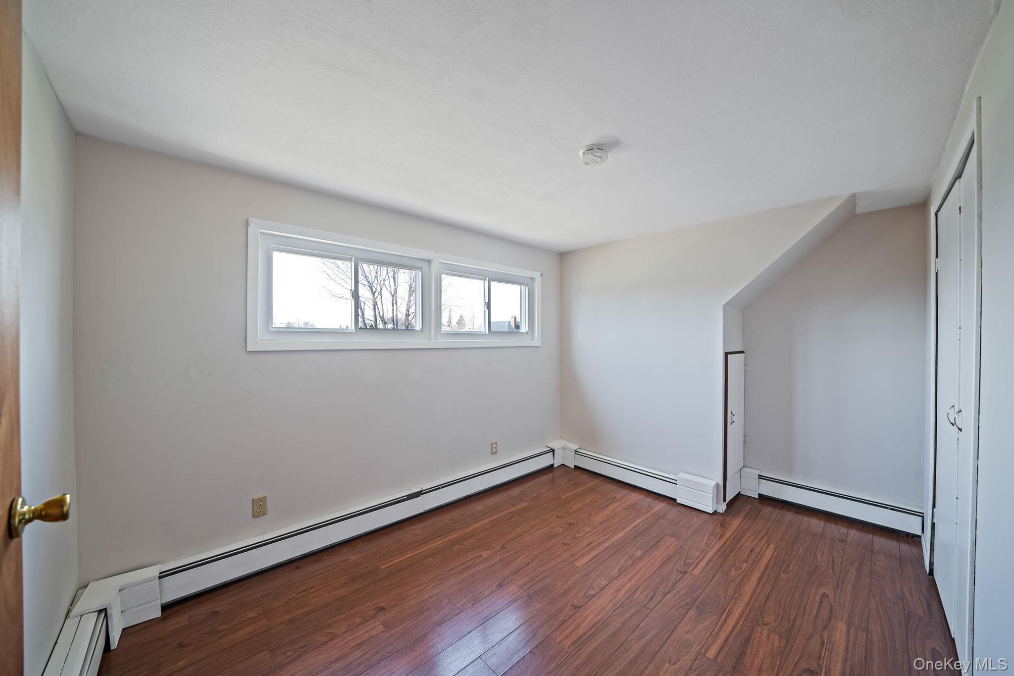 Single Family Woodpecker  Nassau County, NY 11756, MLS-973472-15