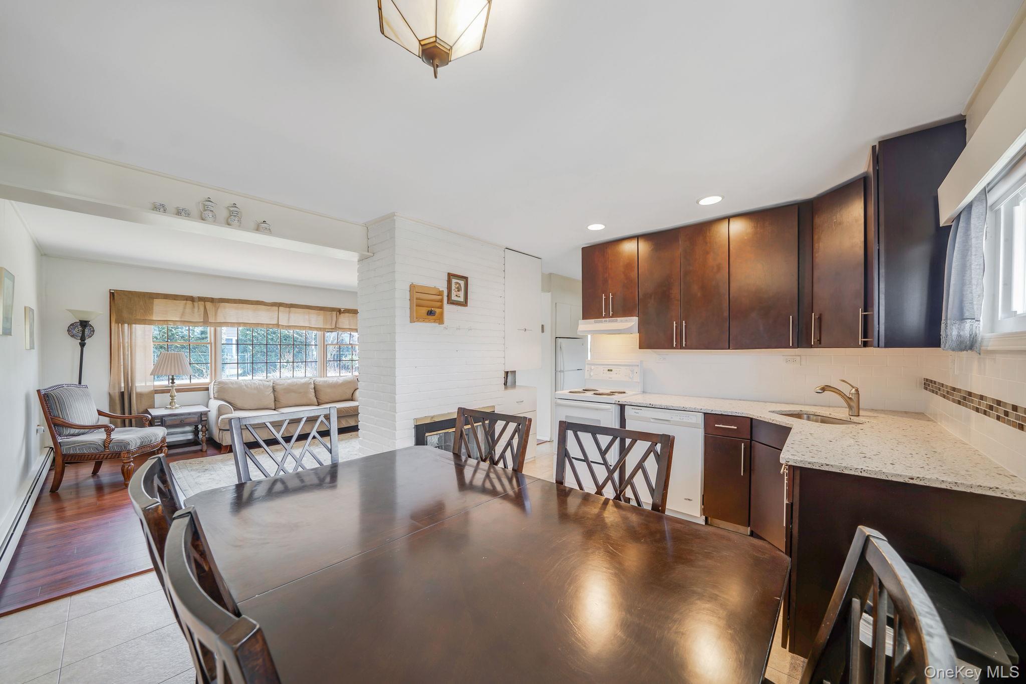 Single Family Woodpecker  Nassau County, NY 11756, MLS-973472-4