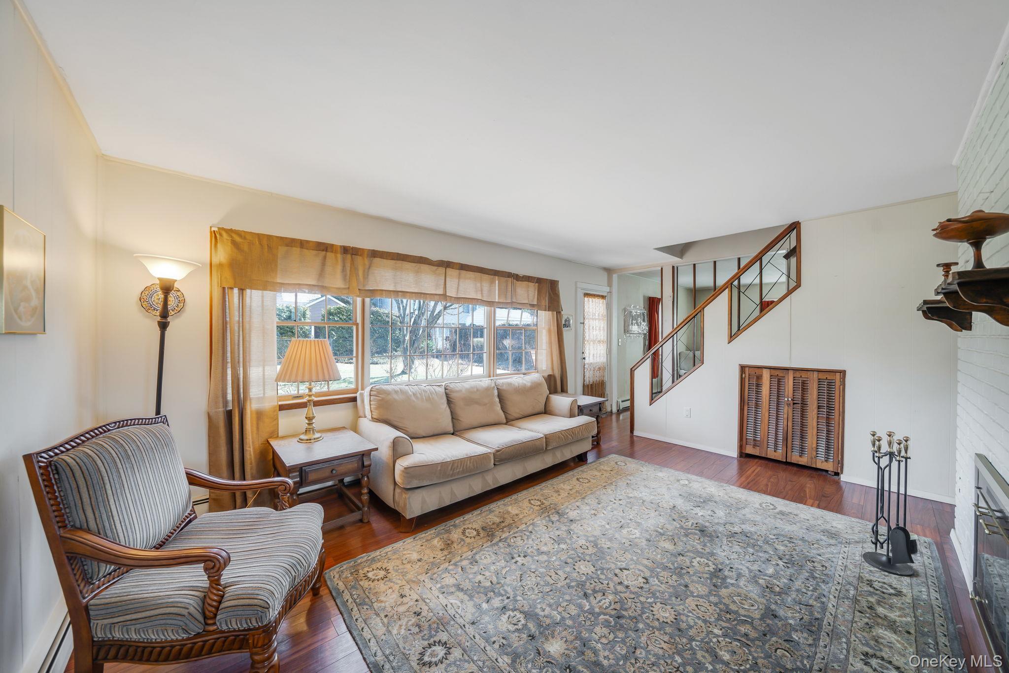 Single Family Woodpecker  Nassau County, NY 11756, MLS-973472-8