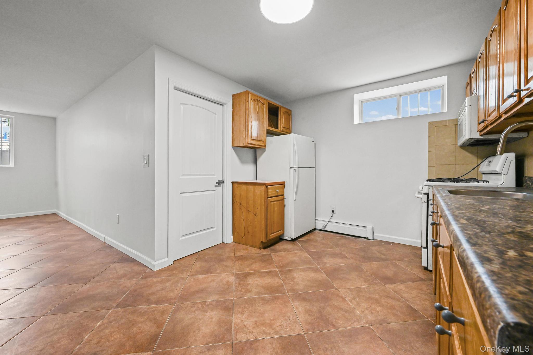 Single Family 91st  Queens, NY 11421, MLS-973481-19