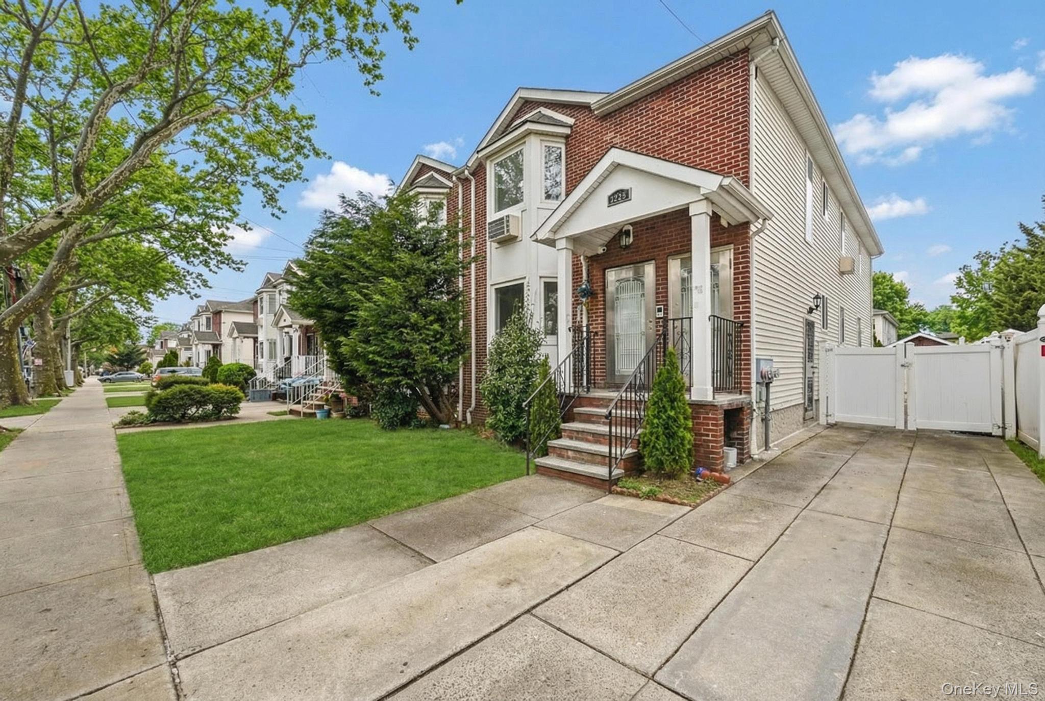 Single Family 91st  Queens, NY 11421, MLS-973481-2