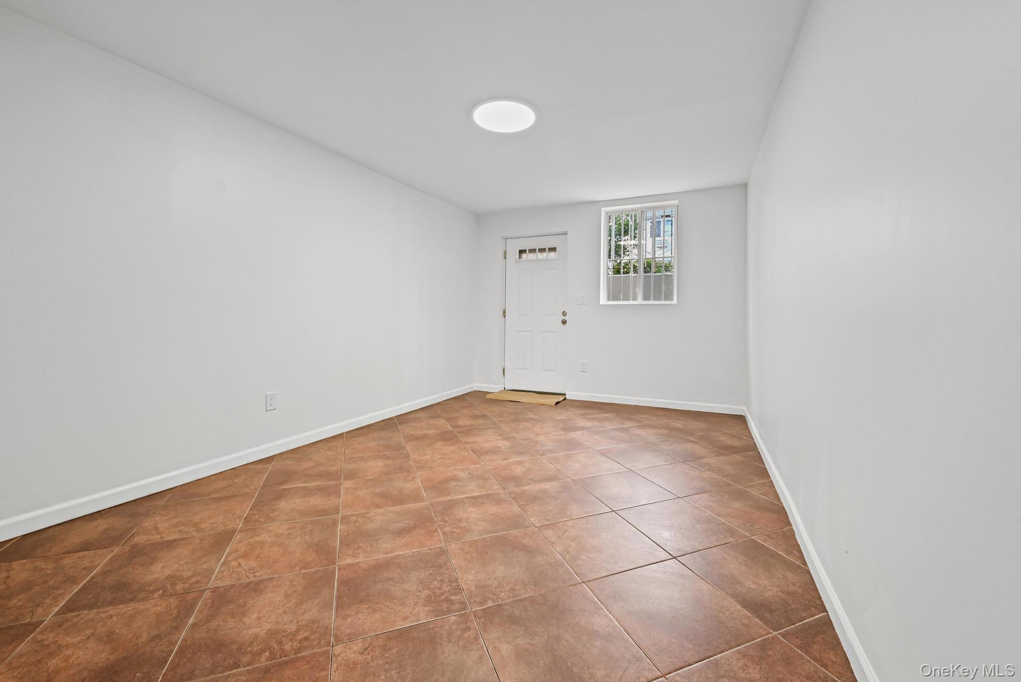 Single Family 91st  Queens, NY 11421, MLS-973481-22