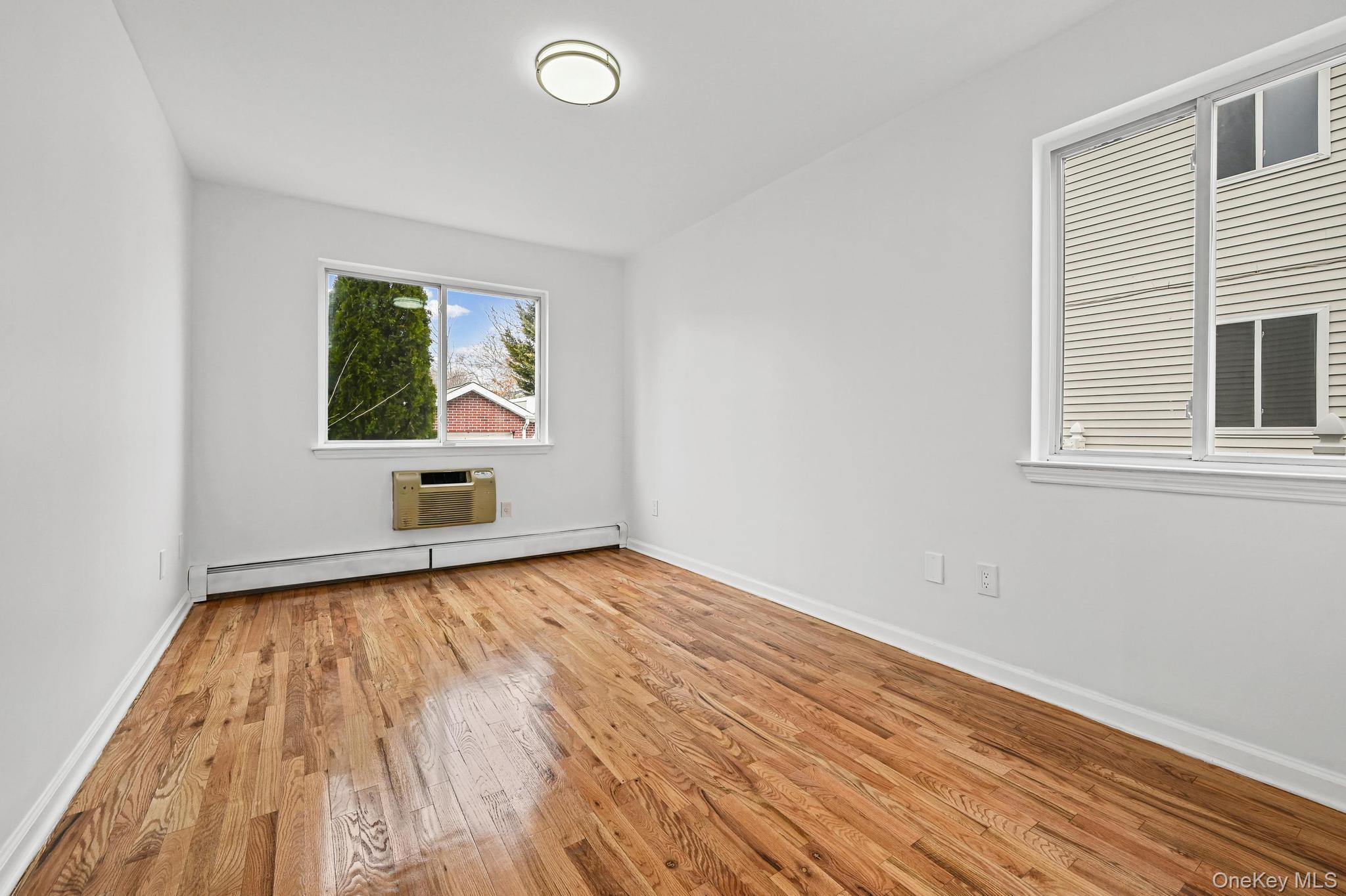 Single Family 91st  Queens, NY 11421, MLS-973481-7