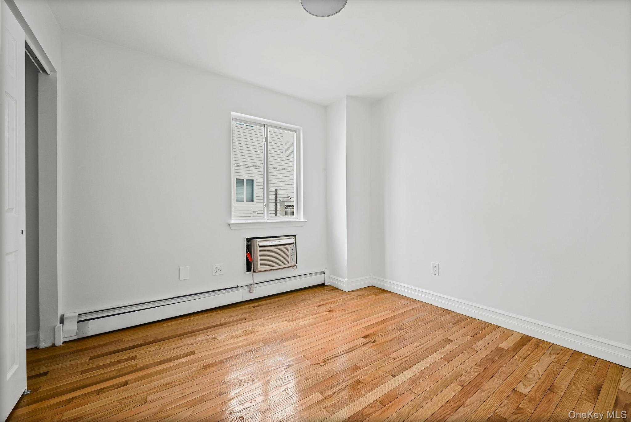 Single Family 91st  Queens, NY 11421, MLS-973481-8