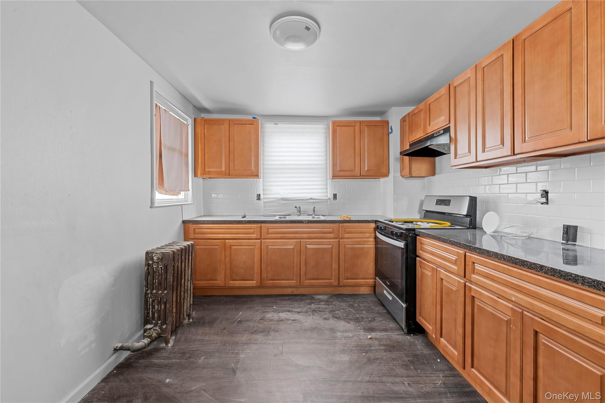 Single Family Sutter Queens, NY 11420, MLS-973502-24