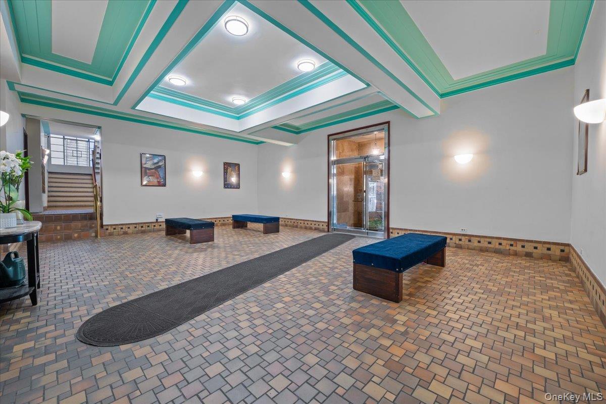 Coop Greystone  Bronx, NY 10463, MLS-973508-2