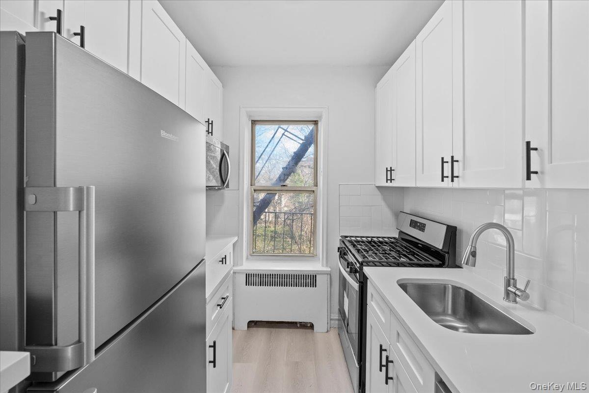 Coop Greystone  Bronx, NY 10463, MLS-973508-6