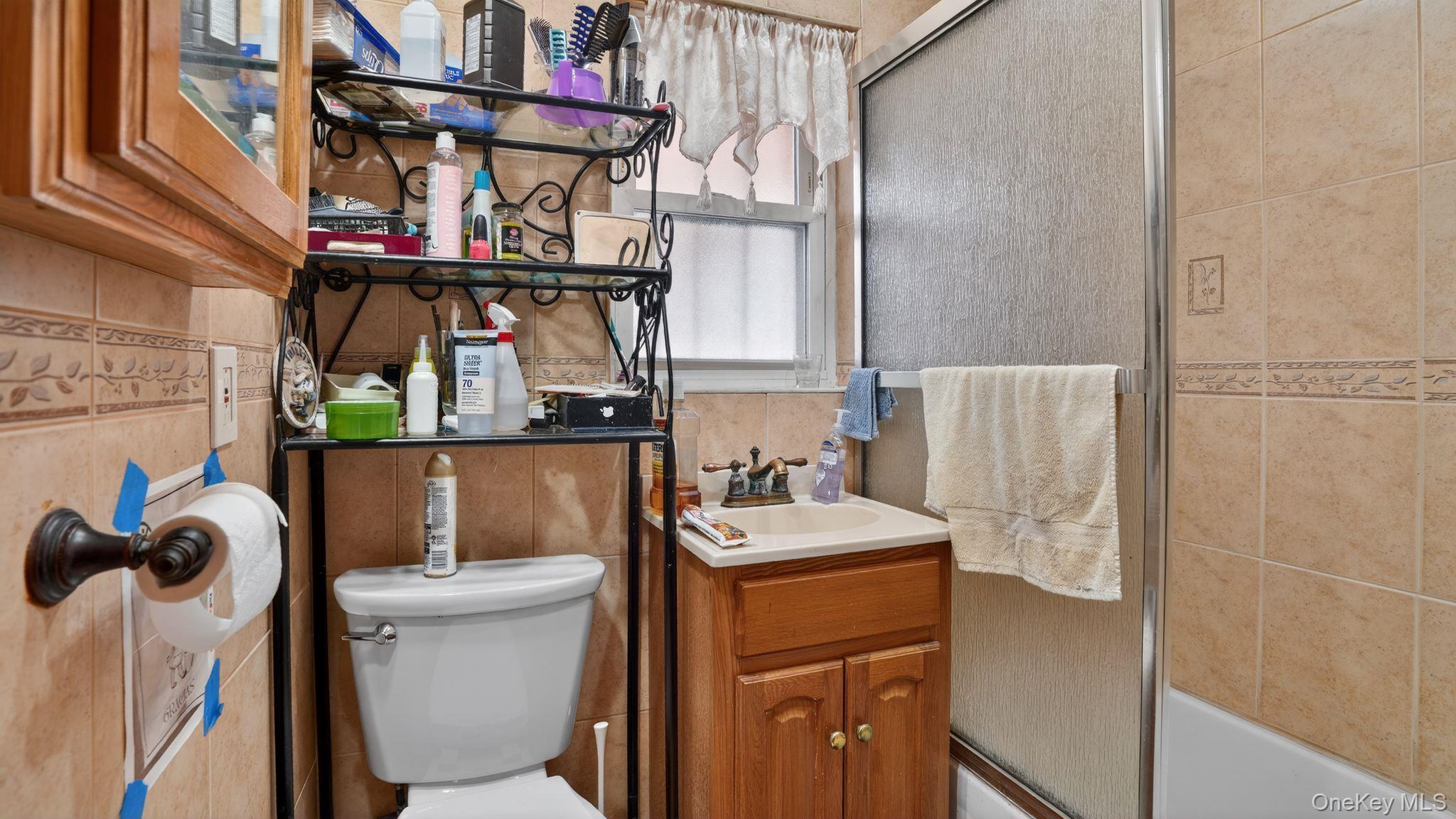 Single Family Park  Queens, NY 11421, MLS-973513-16