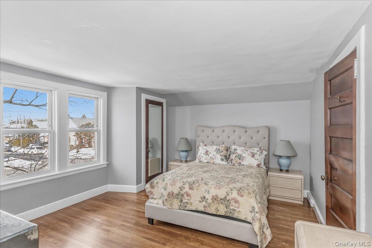 Single Family Nassau  Nassau County, NY 11040, MLS-973532-11