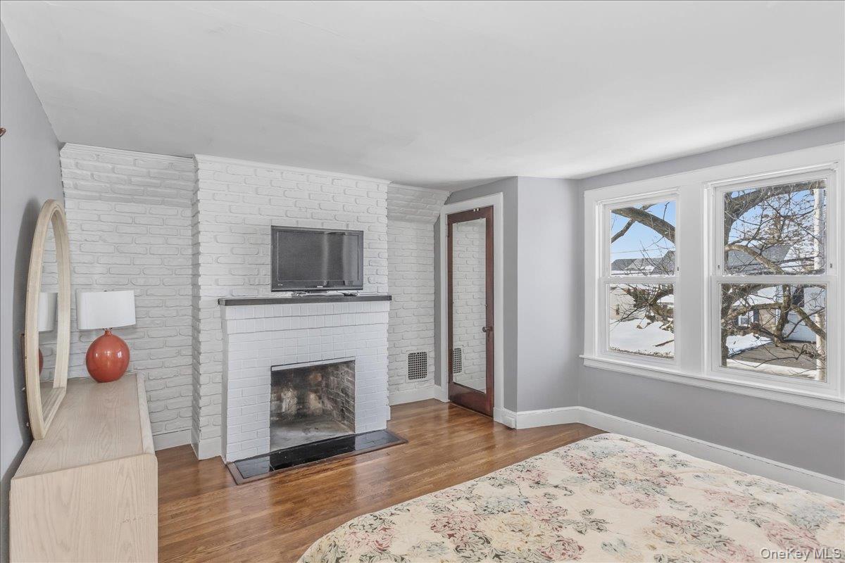 Single Family Nassau  Nassau County, NY 11040, MLS-973532-12