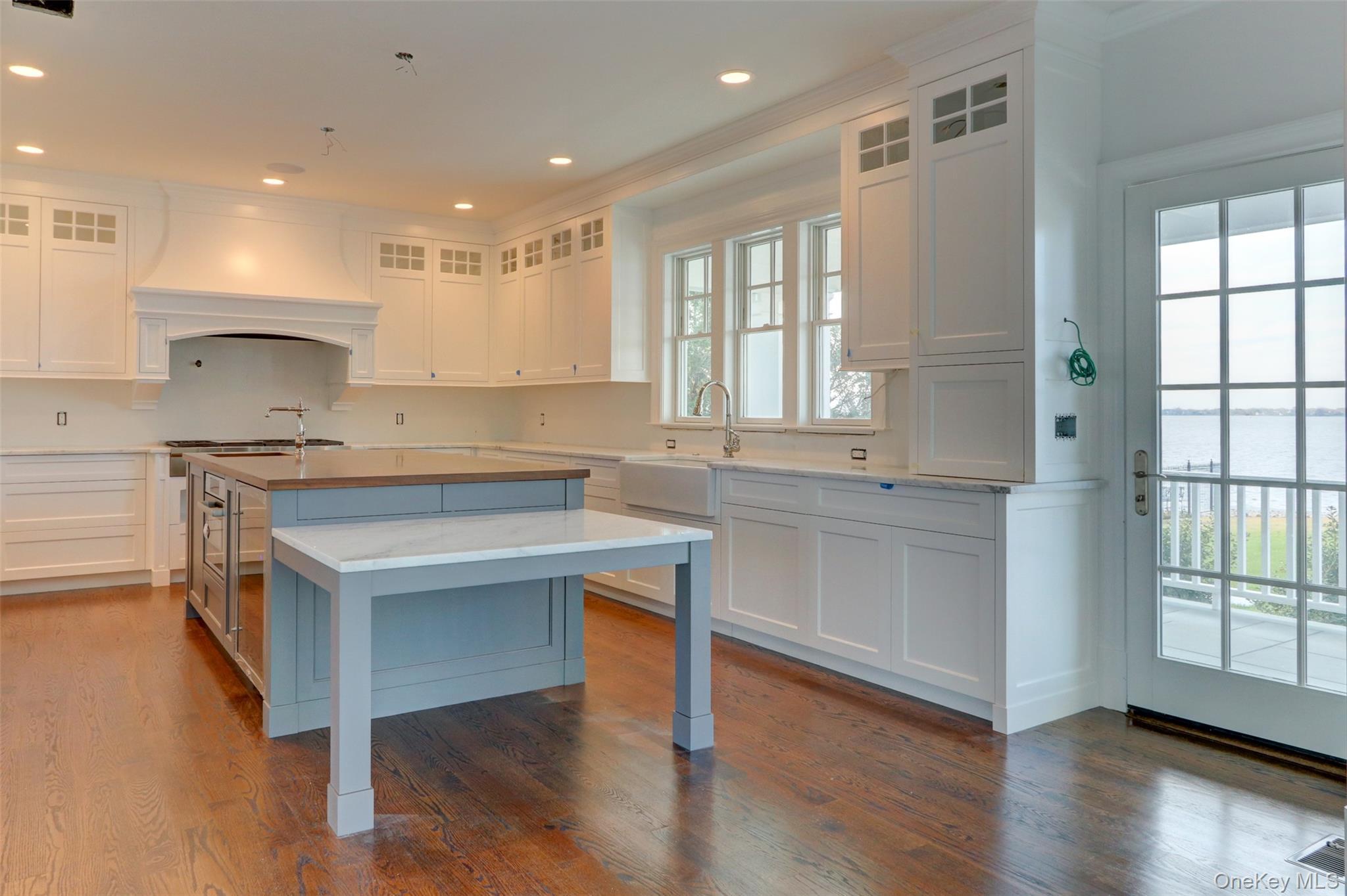 Single Family Awixa Avenue Suffolk County, NY 11706, MLS-973534-8