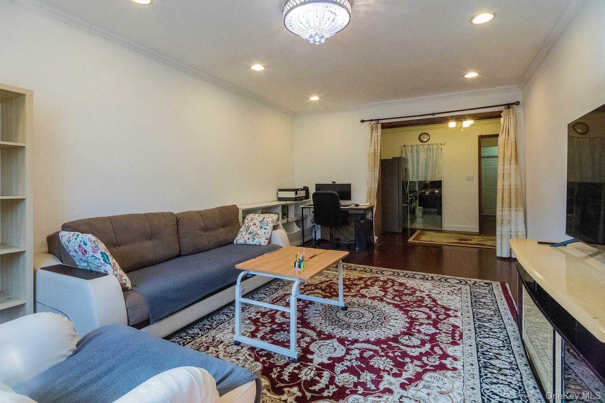 Coop 67th  Queens, NY 11375, MLS-973544-4