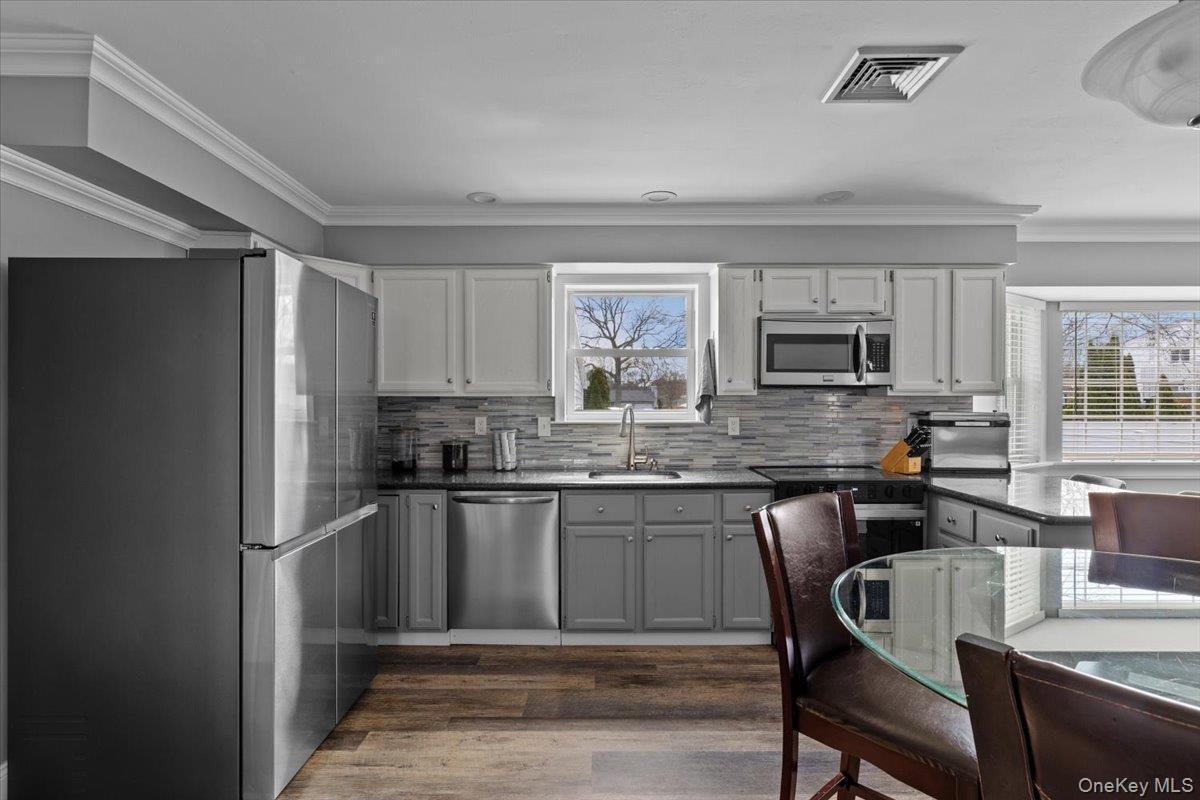 Single Family Loughlin  Suffolk County, NY 11967, MLS-973548-11