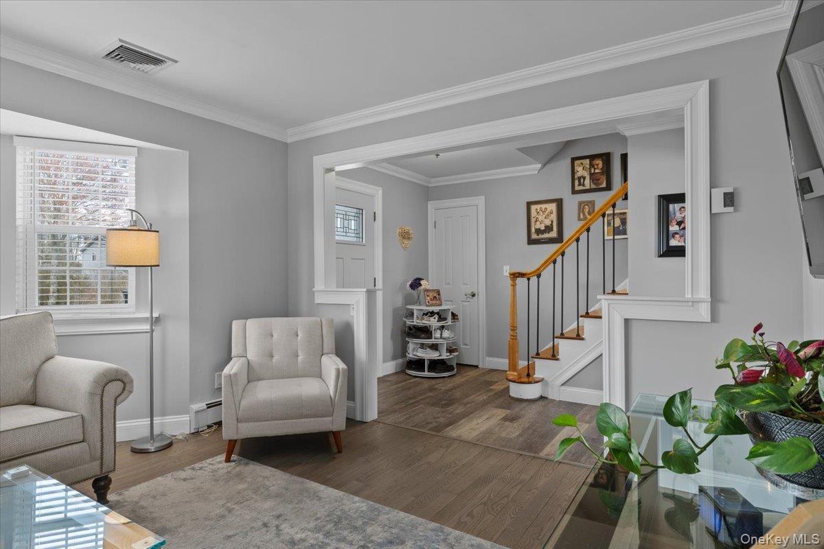 Single Family Loughlin  Suffolk County, NY 11967, MLS-973548-7