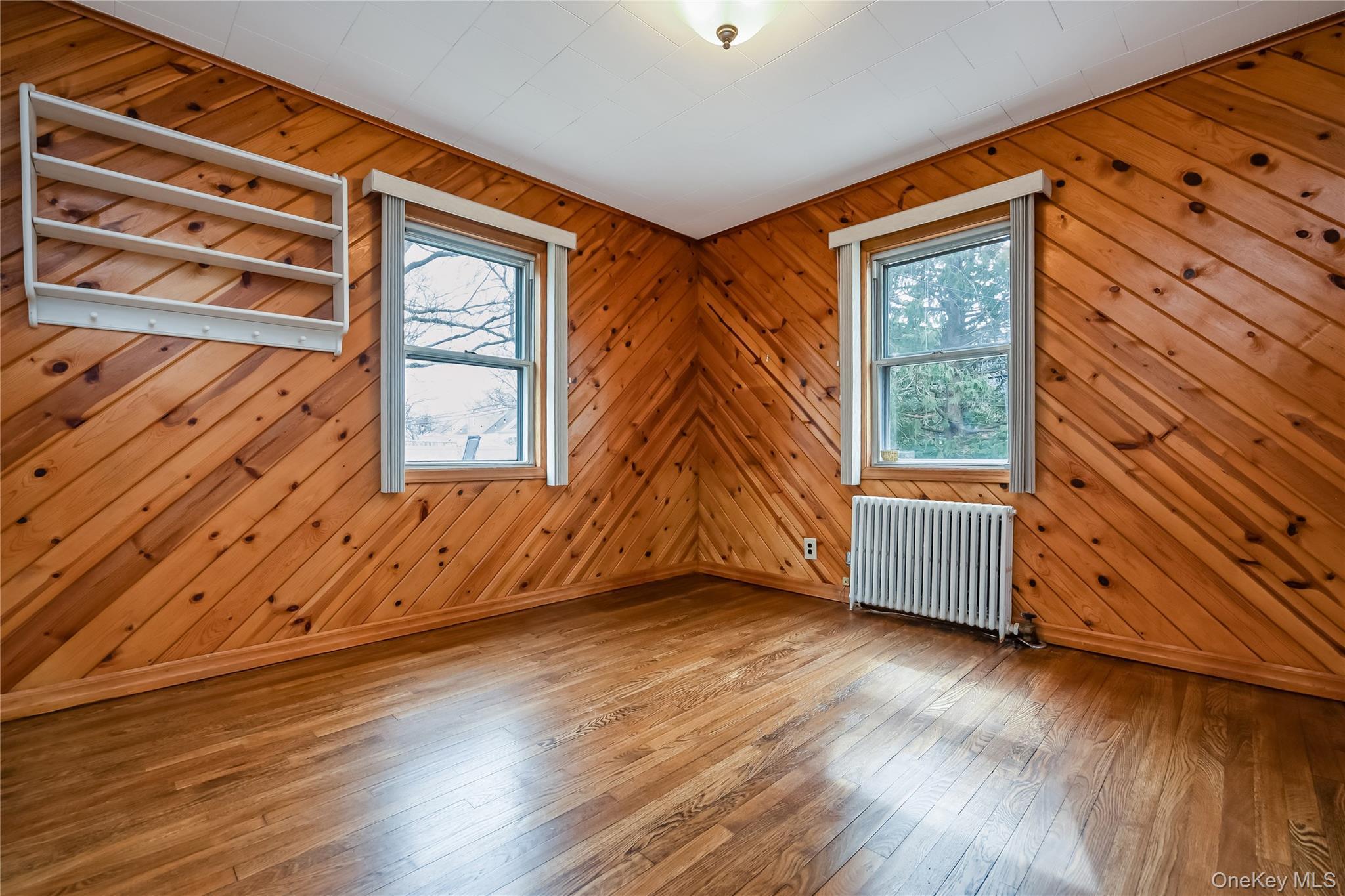 Single Family Greystone  Nassau County, NY 11570, MLS-973549-15