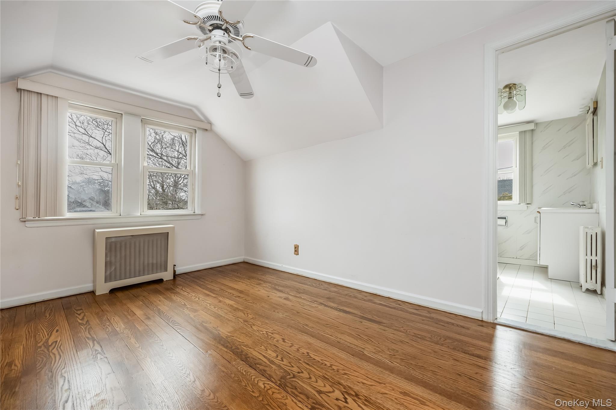 Single Family Greystone  Nassau County, NY 11570, MLS-973549-18