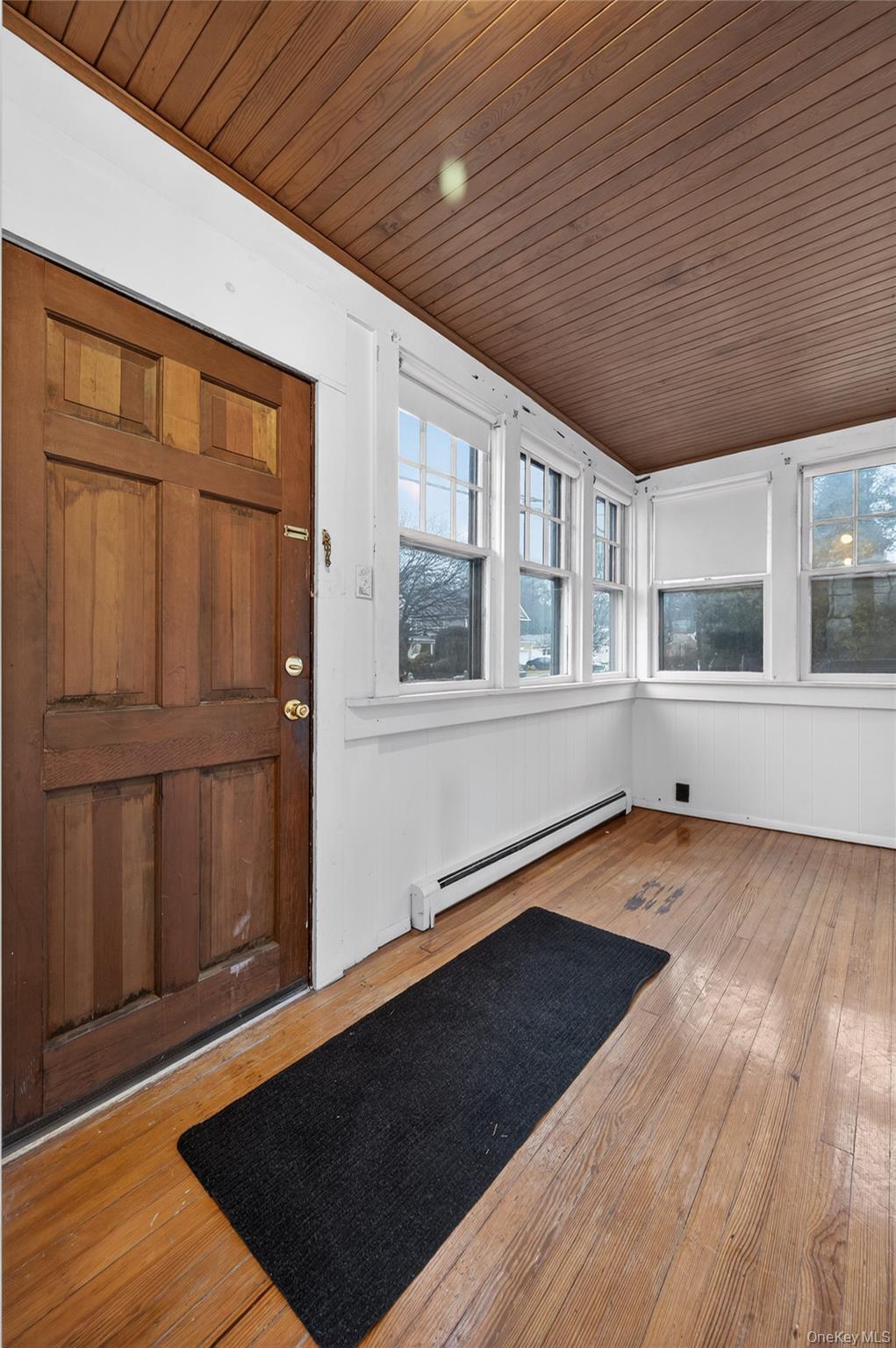 Single Family 24th  Suffolk County, NY 11746, MLS-973567-5