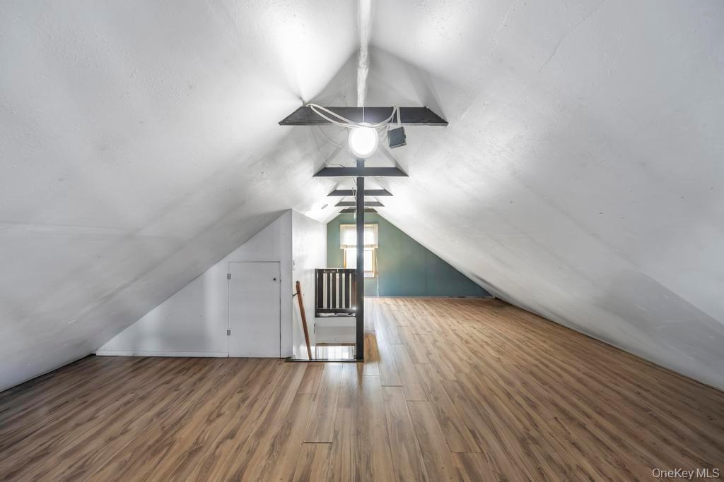 Single Family 5th  Suffolk County, NY 11706, MLS-973576-21