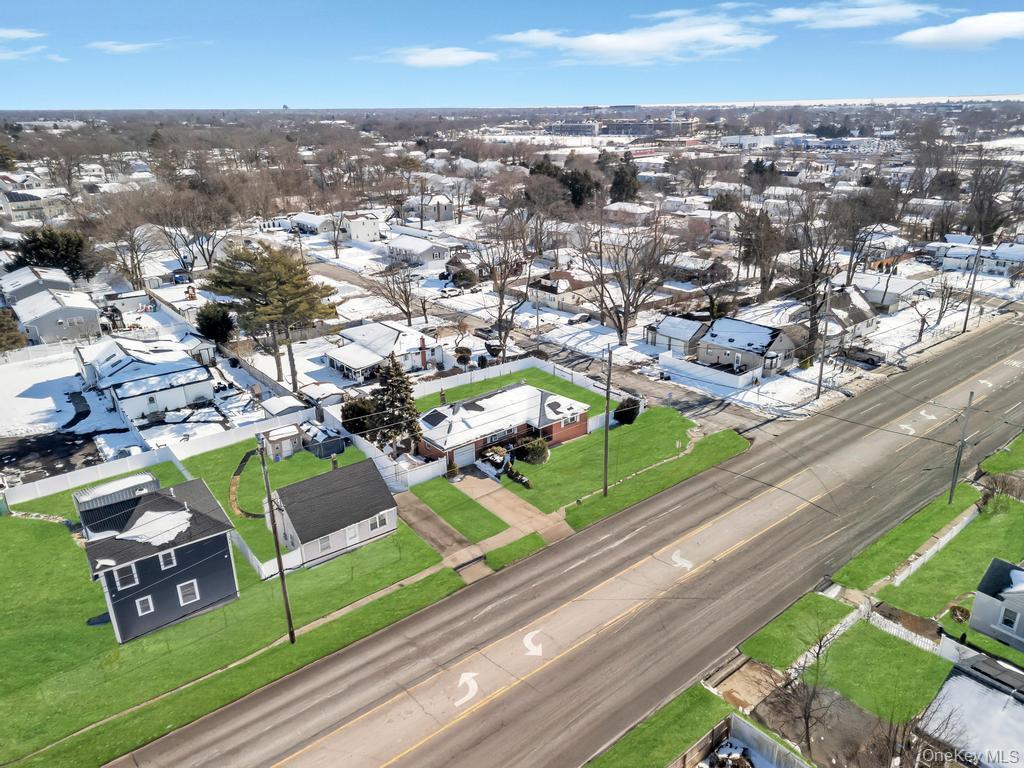 Single Family 5th  Suffolk County, NY 11706, MLS-973576-6