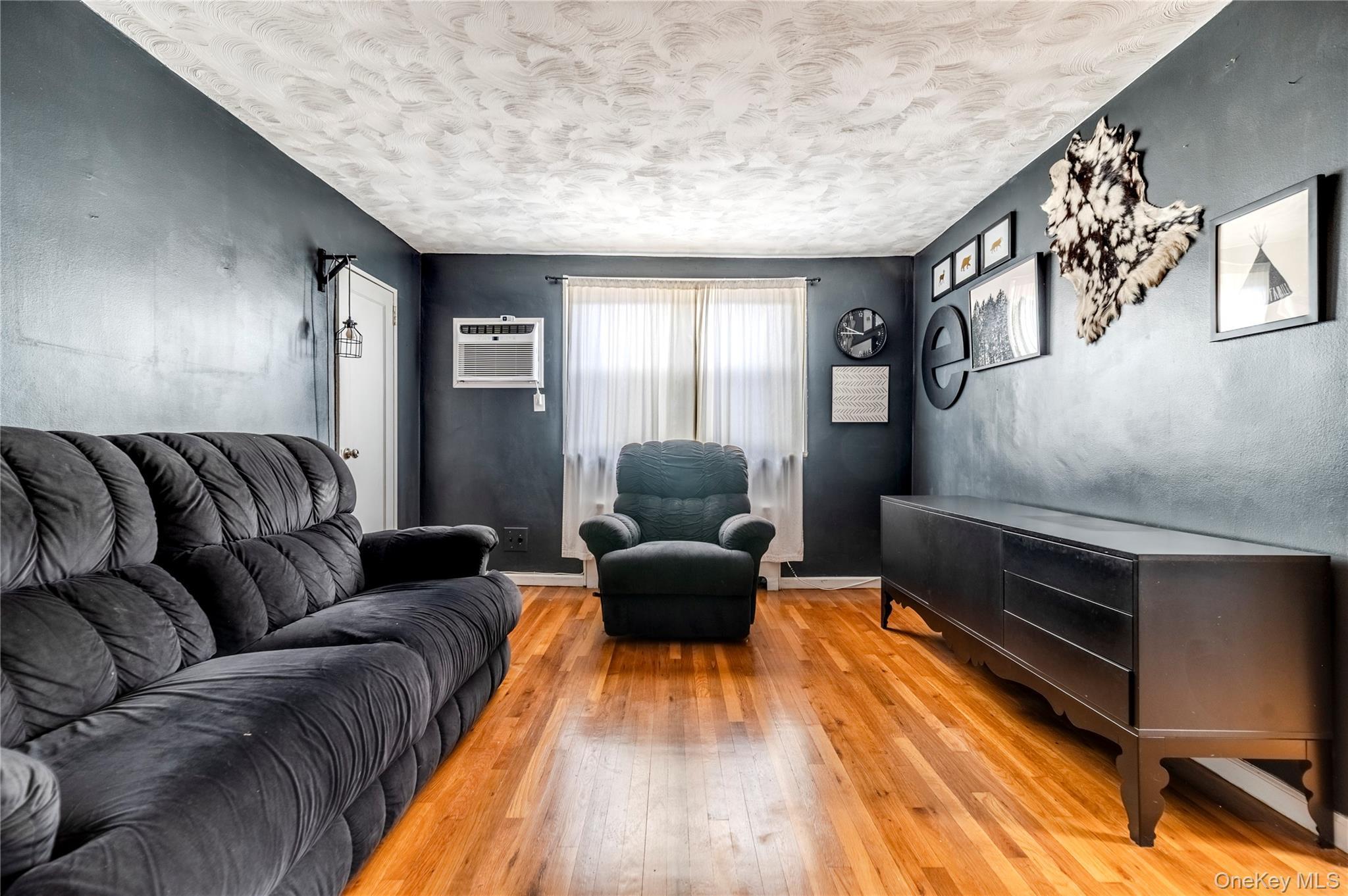 Coop 16th  Queens, NY 11357, MLS-973578-4