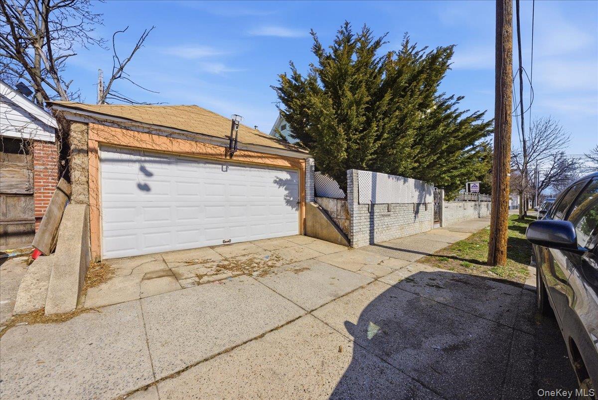 Single Family 208th  Queens, NY 11428, MLS-973589-6