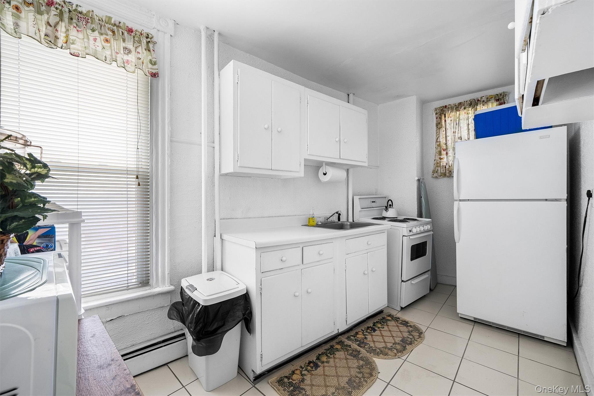 Single Family Secor  Westchester County, NY 10562, MLS-973596-8