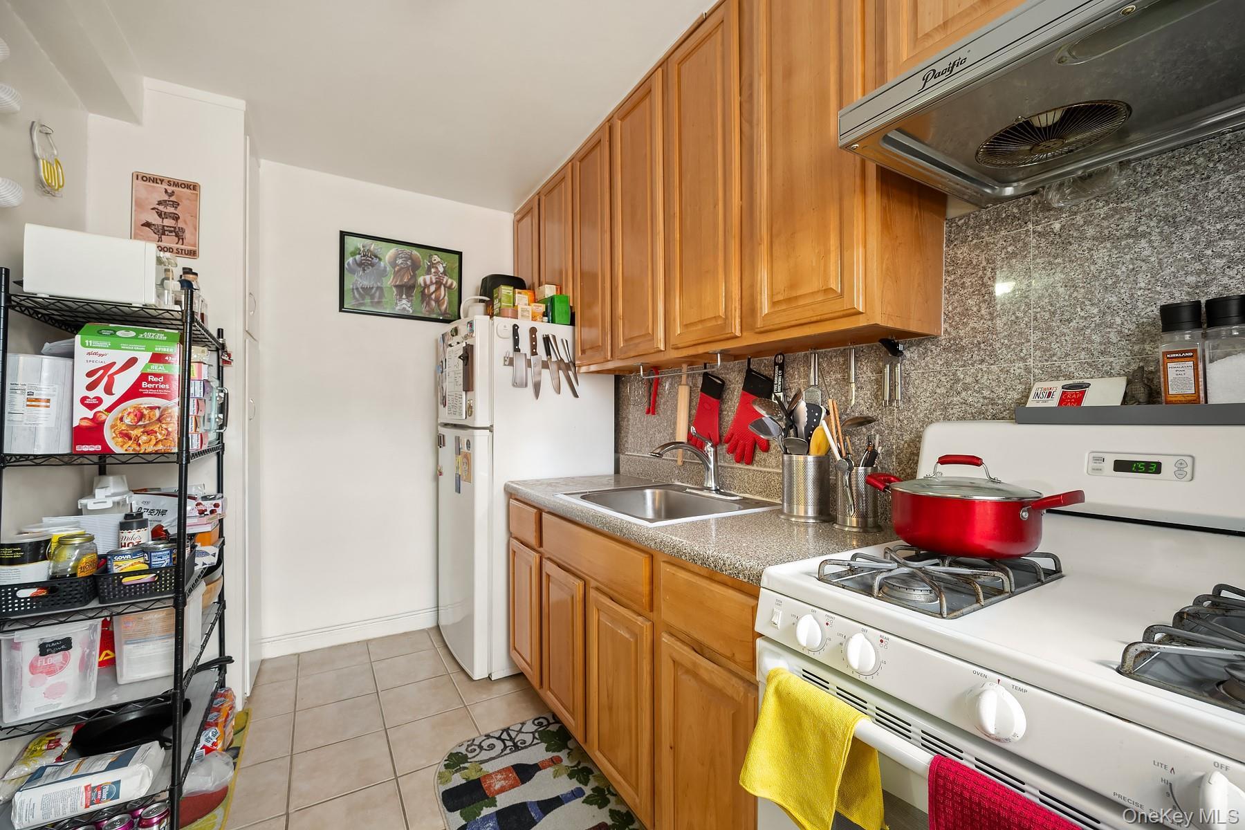 Coop 71st  Brooklyn, NY 11209, MLS-973599-6