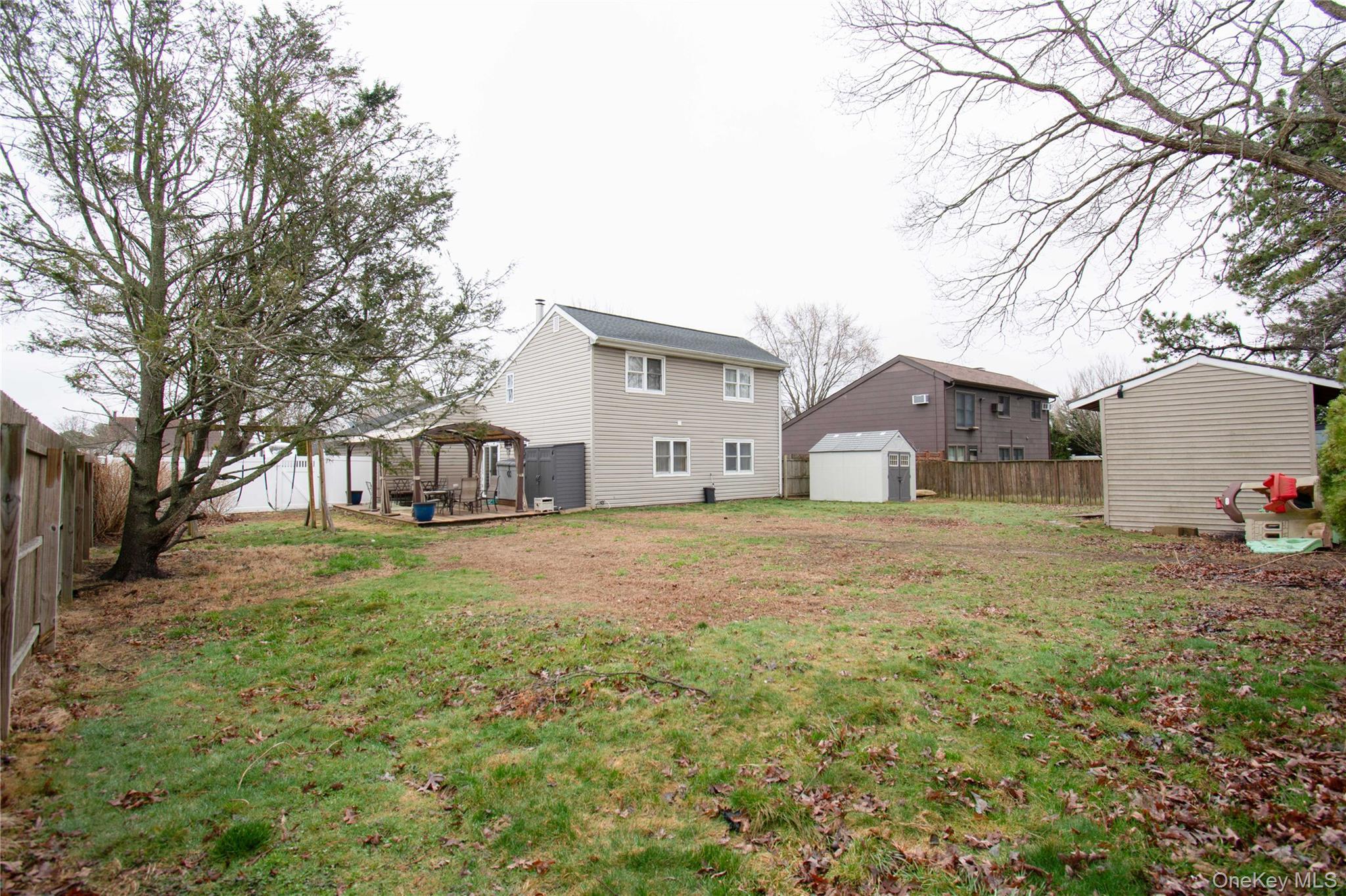 Single Family Narragansett  Suffolk County, NY 11763, MLS-973608-12