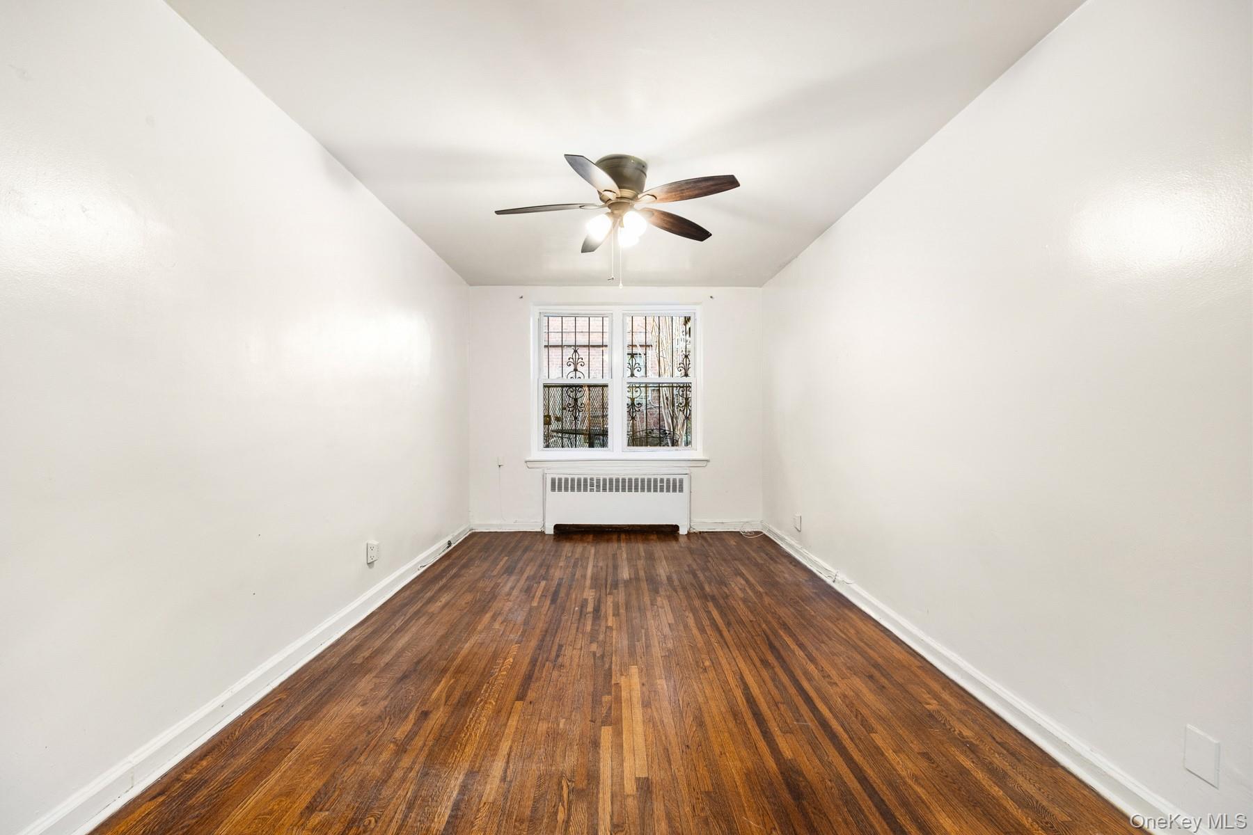 Single Family Hammersley Bronx, NY 10469, MLS-973618-14