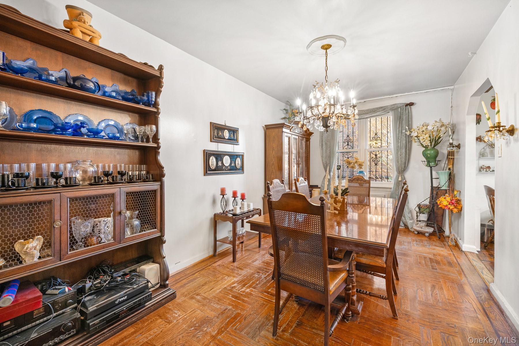 Single Family Hammersley Bronx, NY 10469, MLS-973618-3