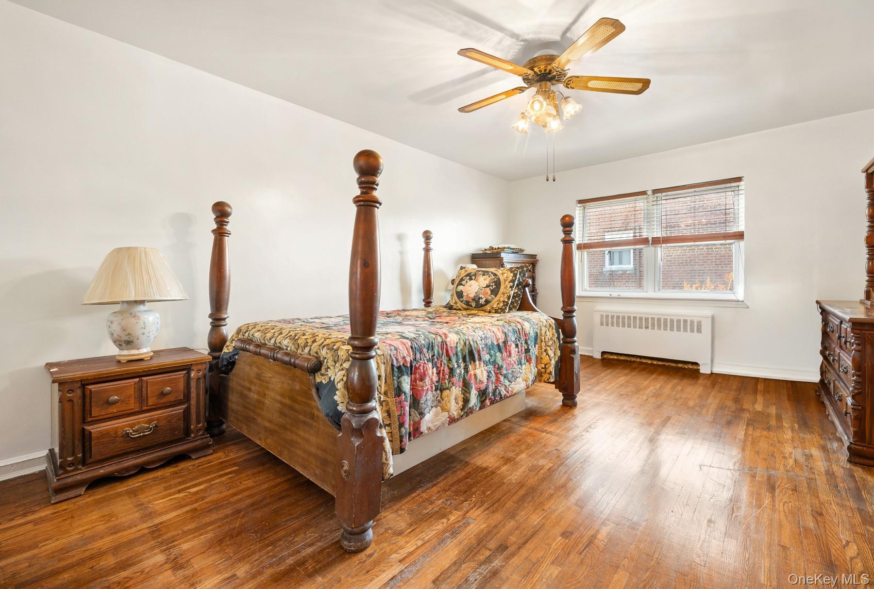 Single Family Hammersley Bronx, NY 10469, MLS-973618-7