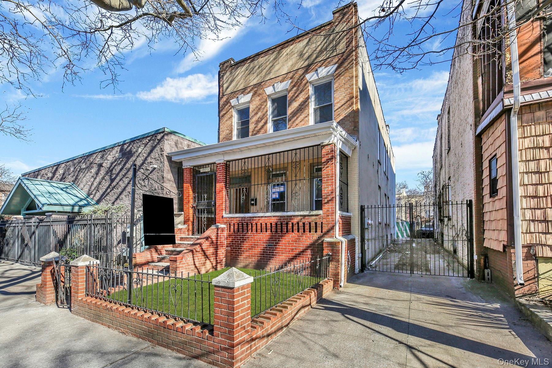Single Family Strauss  Brooklyn, NY 11212, MLS-973626-13