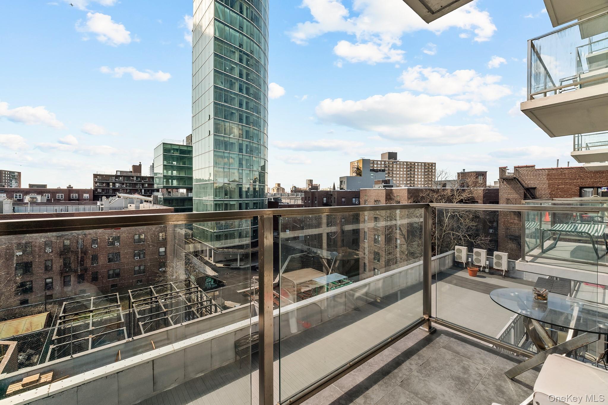 Condo Bowne  Queens, NY 11355, MLS-973640-12