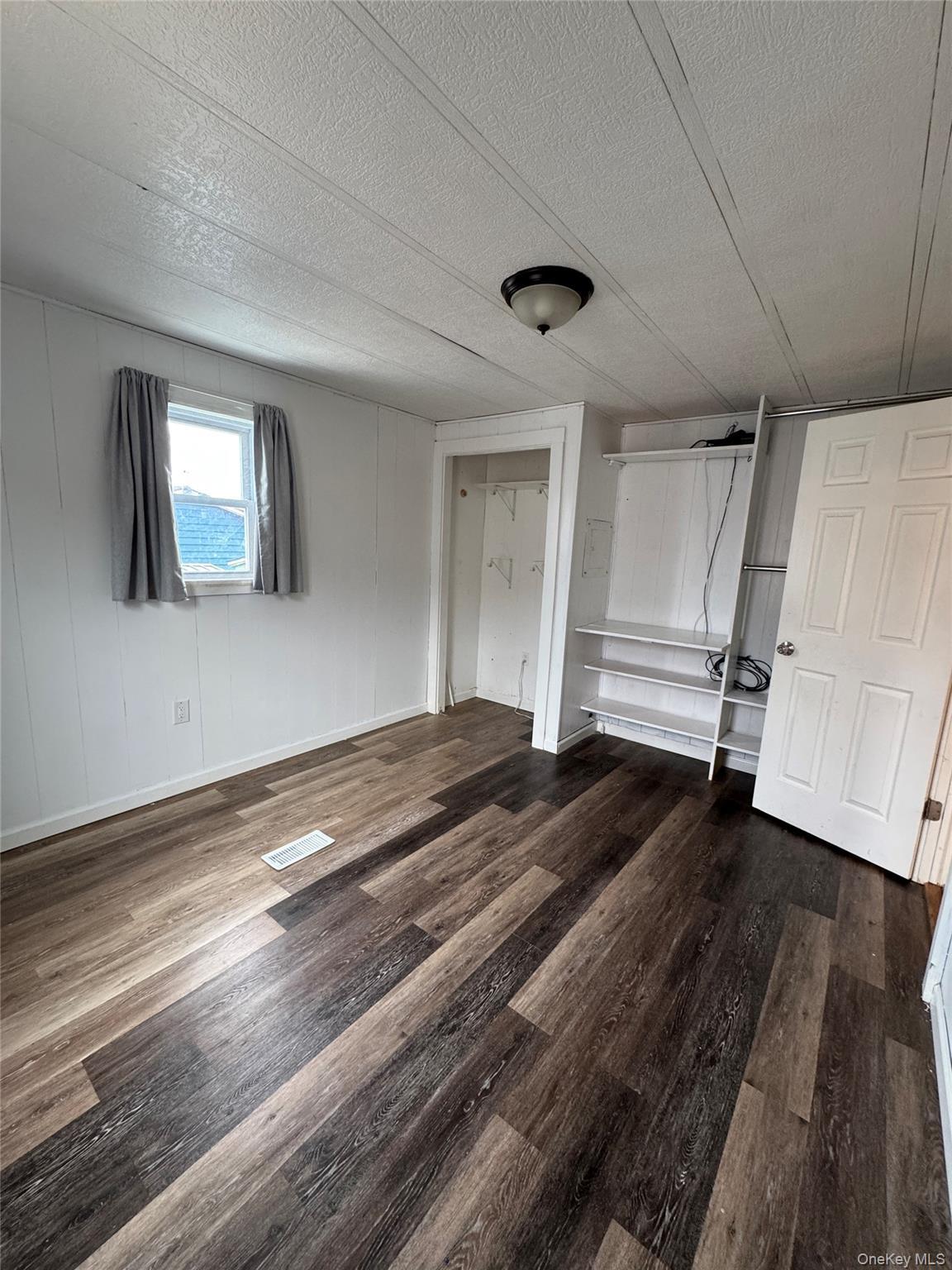 Single Family Sheafe Dutchess County, NY 12601, MLS-973657-6