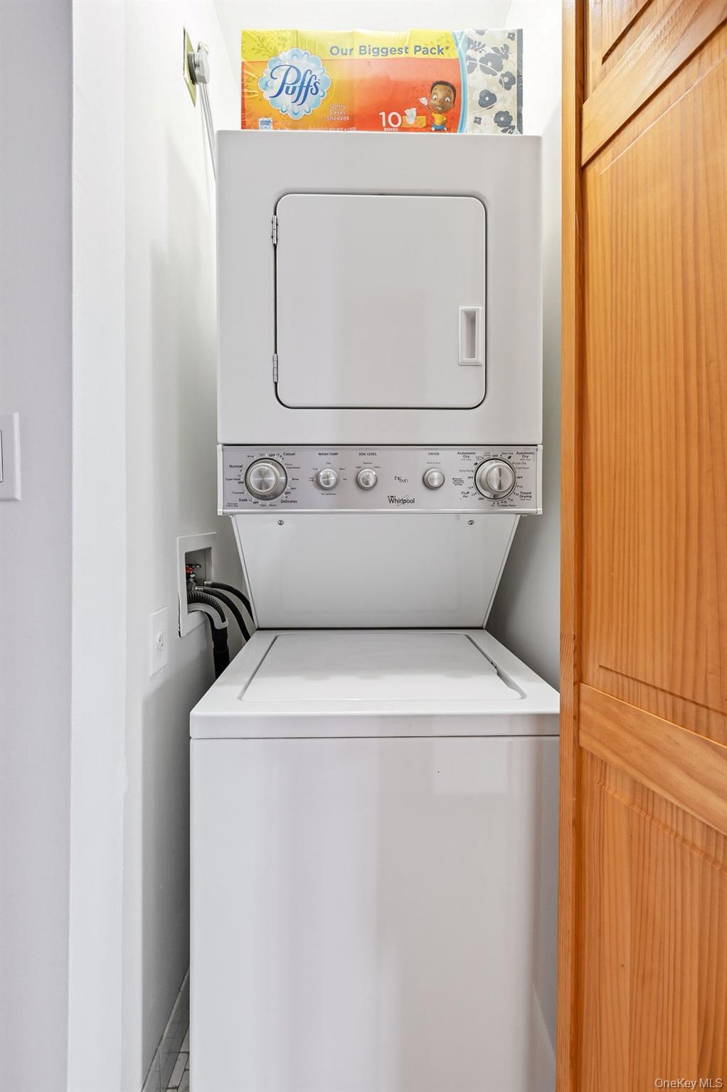 Condo 41st Queens, NY 11355, MLS-973660-10