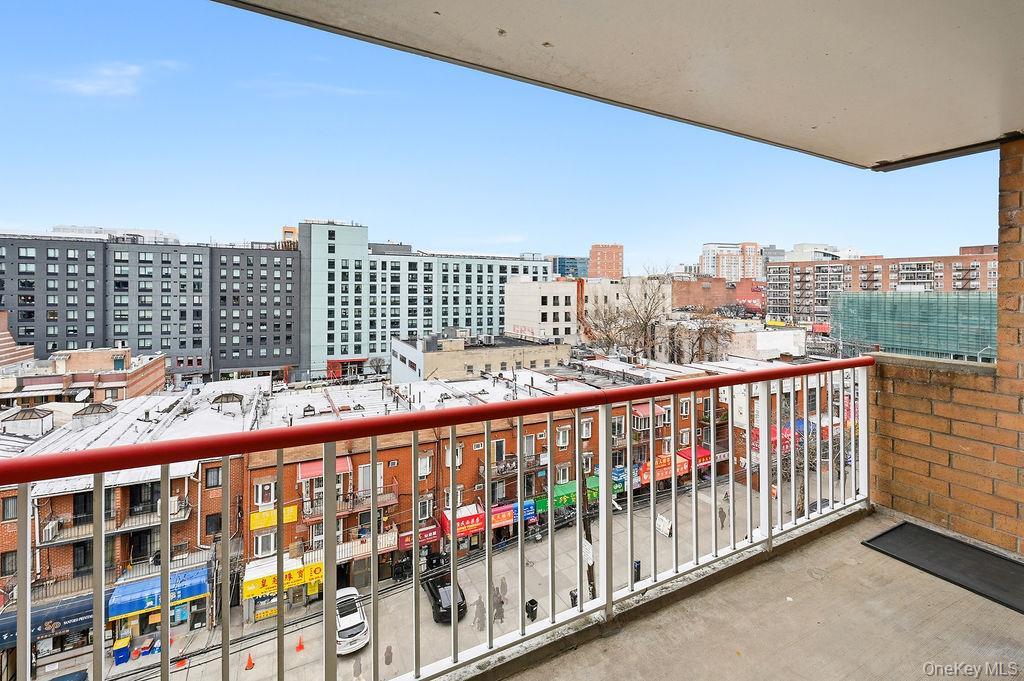 Condo 41st Queens, NY 11355, MLS-973660-15