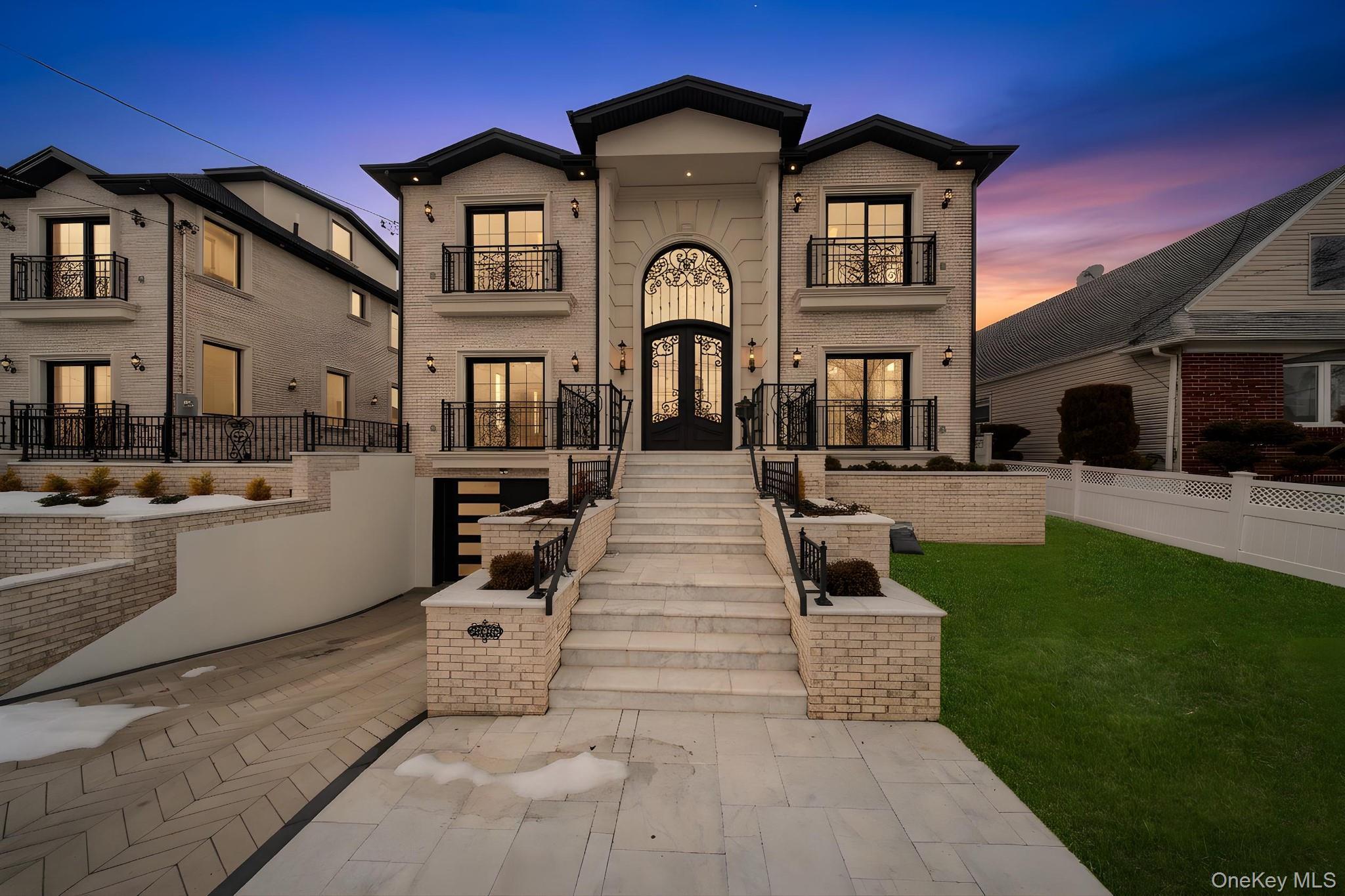 Single Family 81st  Queens, NY 11004, MLS-973661-21