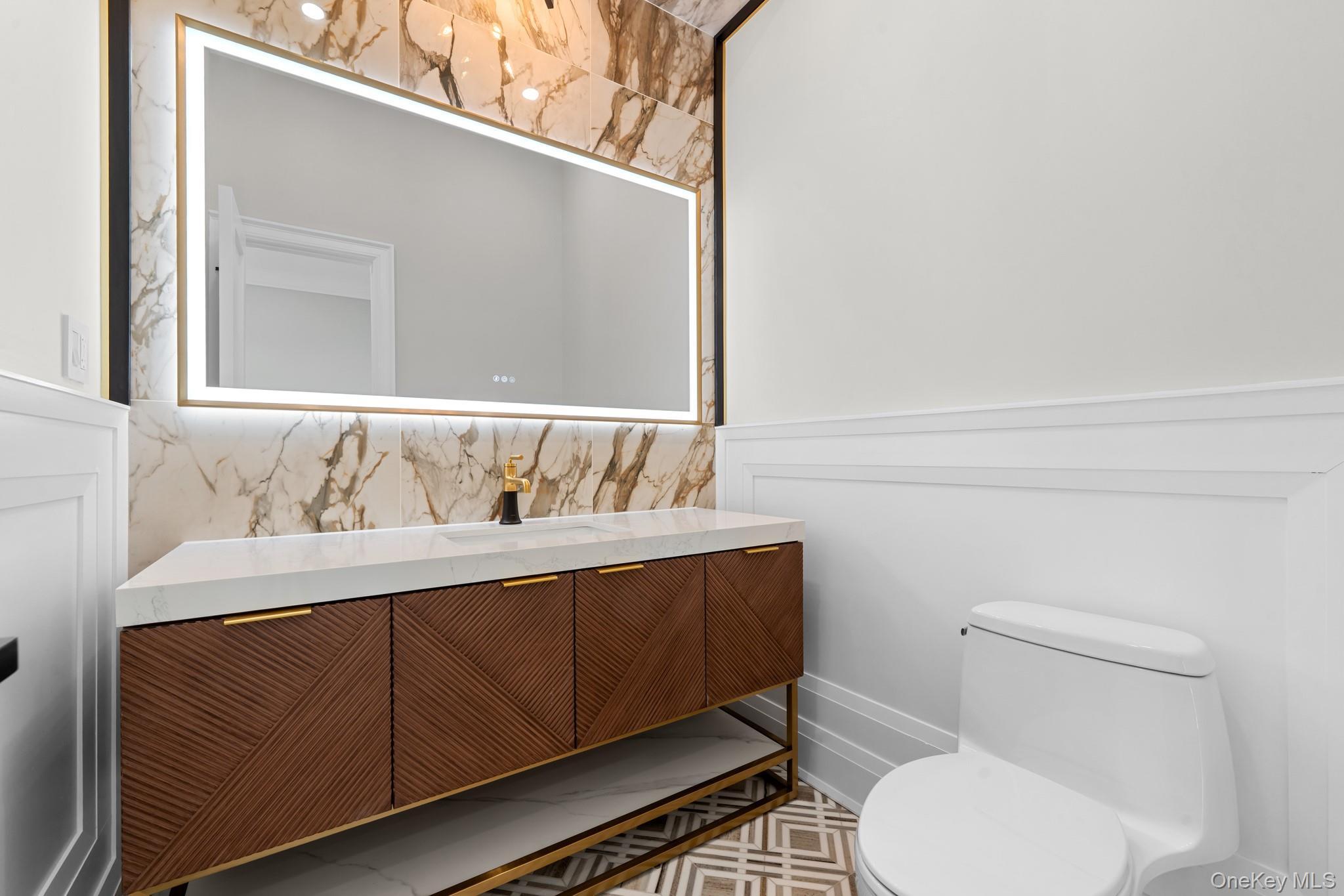 Single Family 81st  Queens, NY 11004, MLS-973661-8