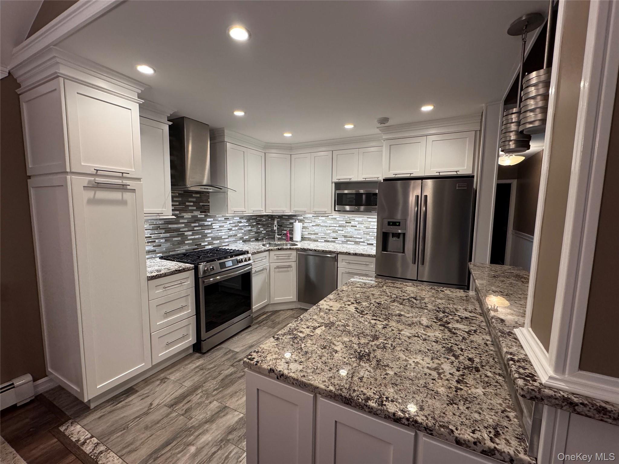 Condo Bass  Suffolk County, NY 11949, MLS-973680-11