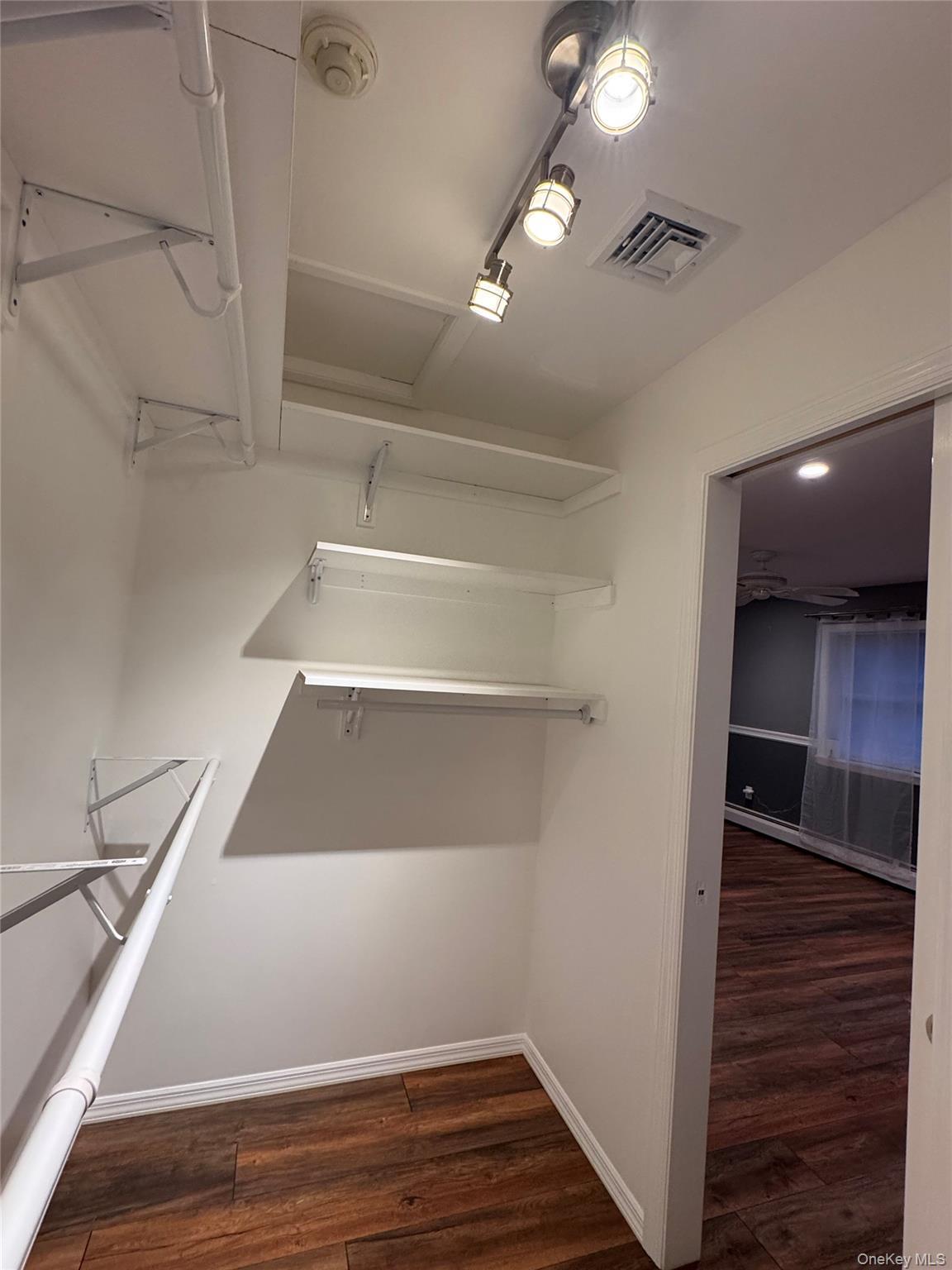 Condo Bass  Suffolk County, NY 11949, MLS-973680-30